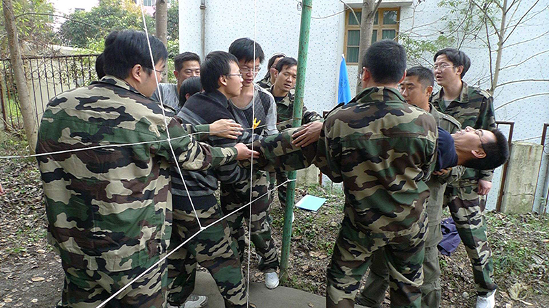​户外拓展培训对企业的发展有什么好处 拓展培训的意义
